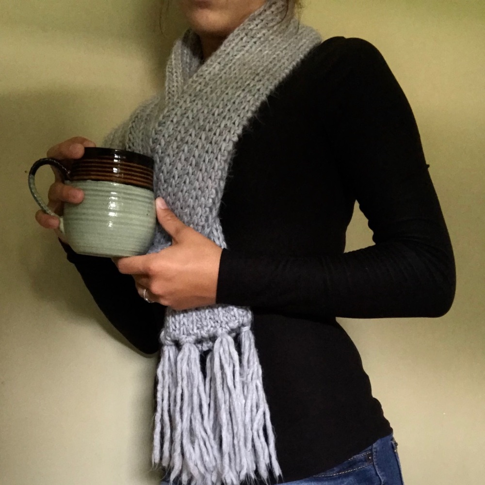 Basic long sleeve black tee shirt